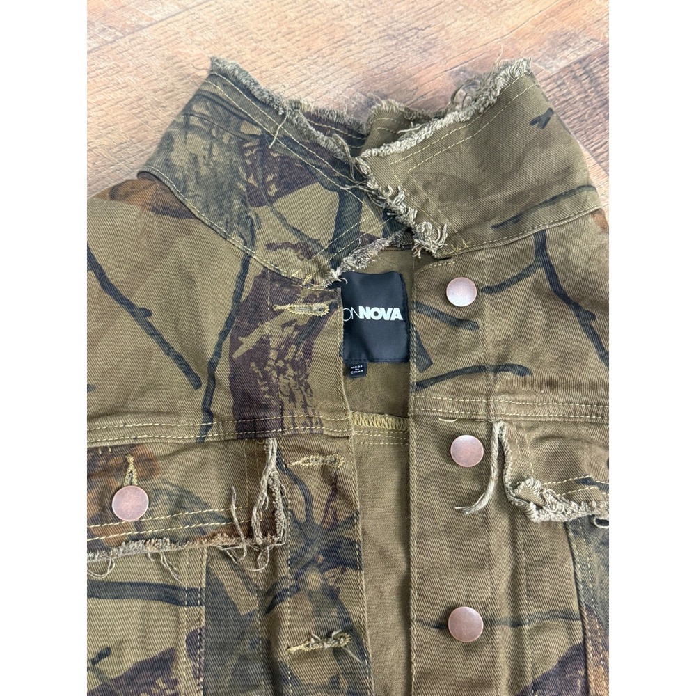 Fashion Nova Womens Camo Cropped Distressed Denim Jacket Green Brown Raw Hem